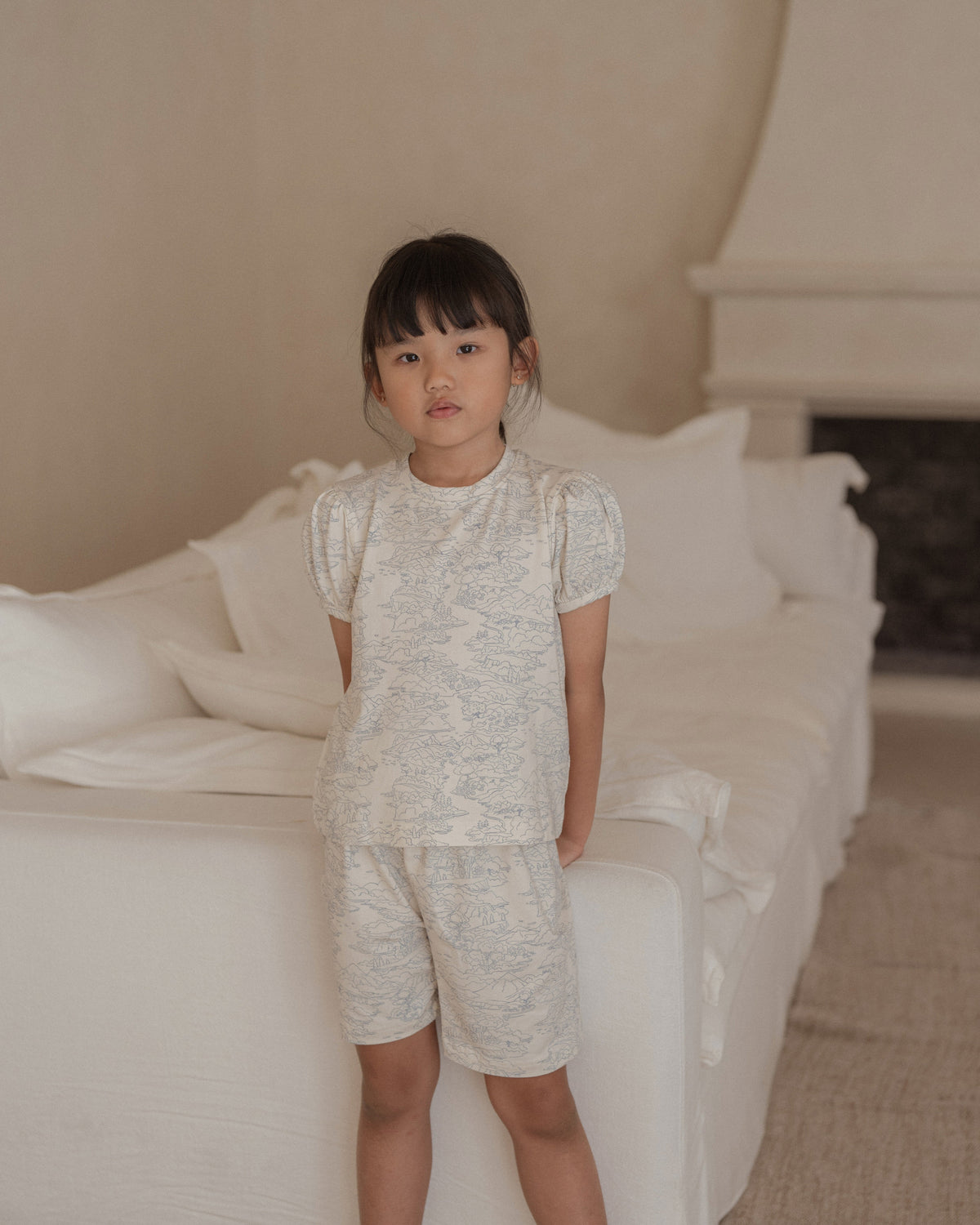 Girl's Anne Top in Everflow