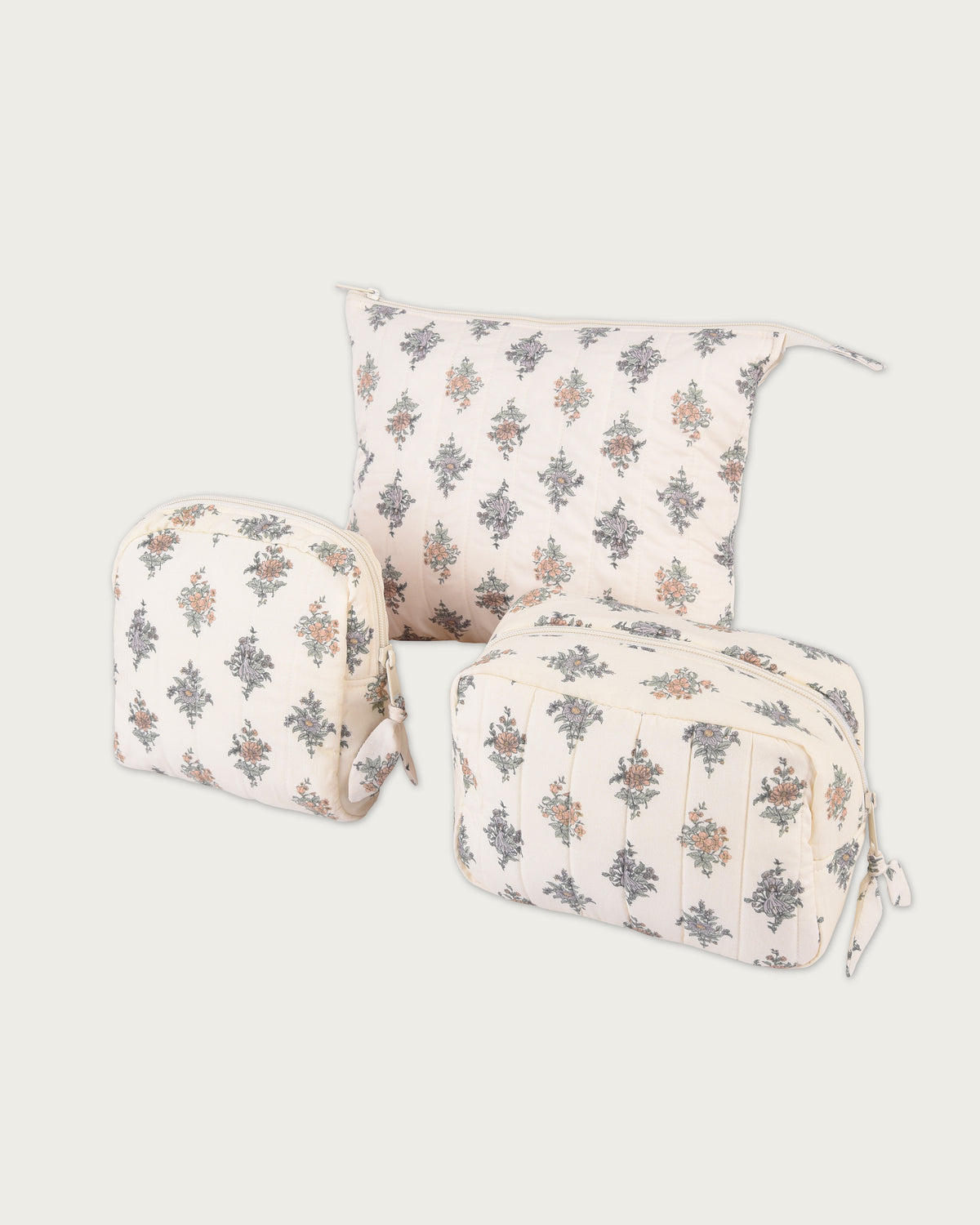 Essential Pouch in Sweet Pea