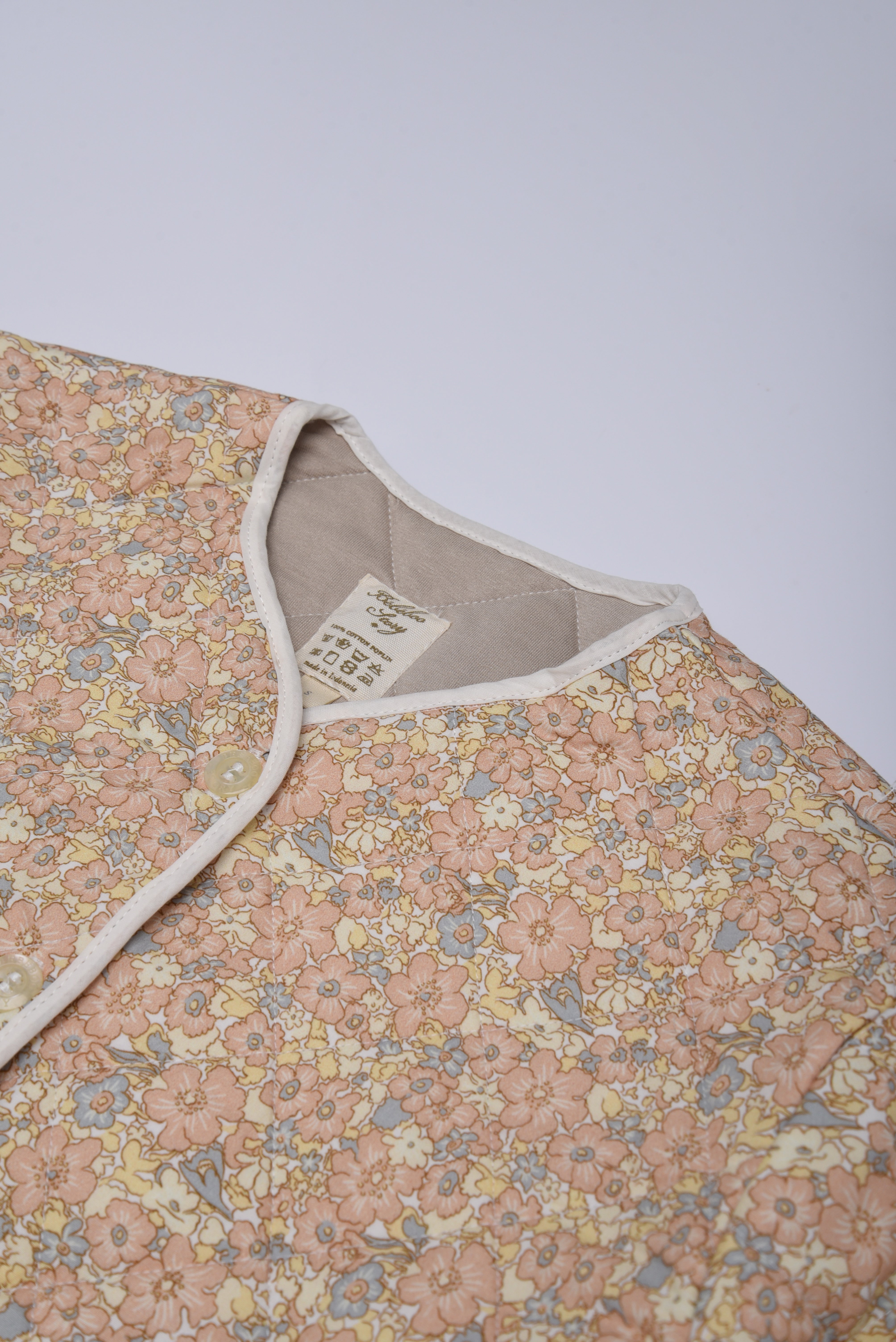 Woman’s Quilted Jacket in Rosy