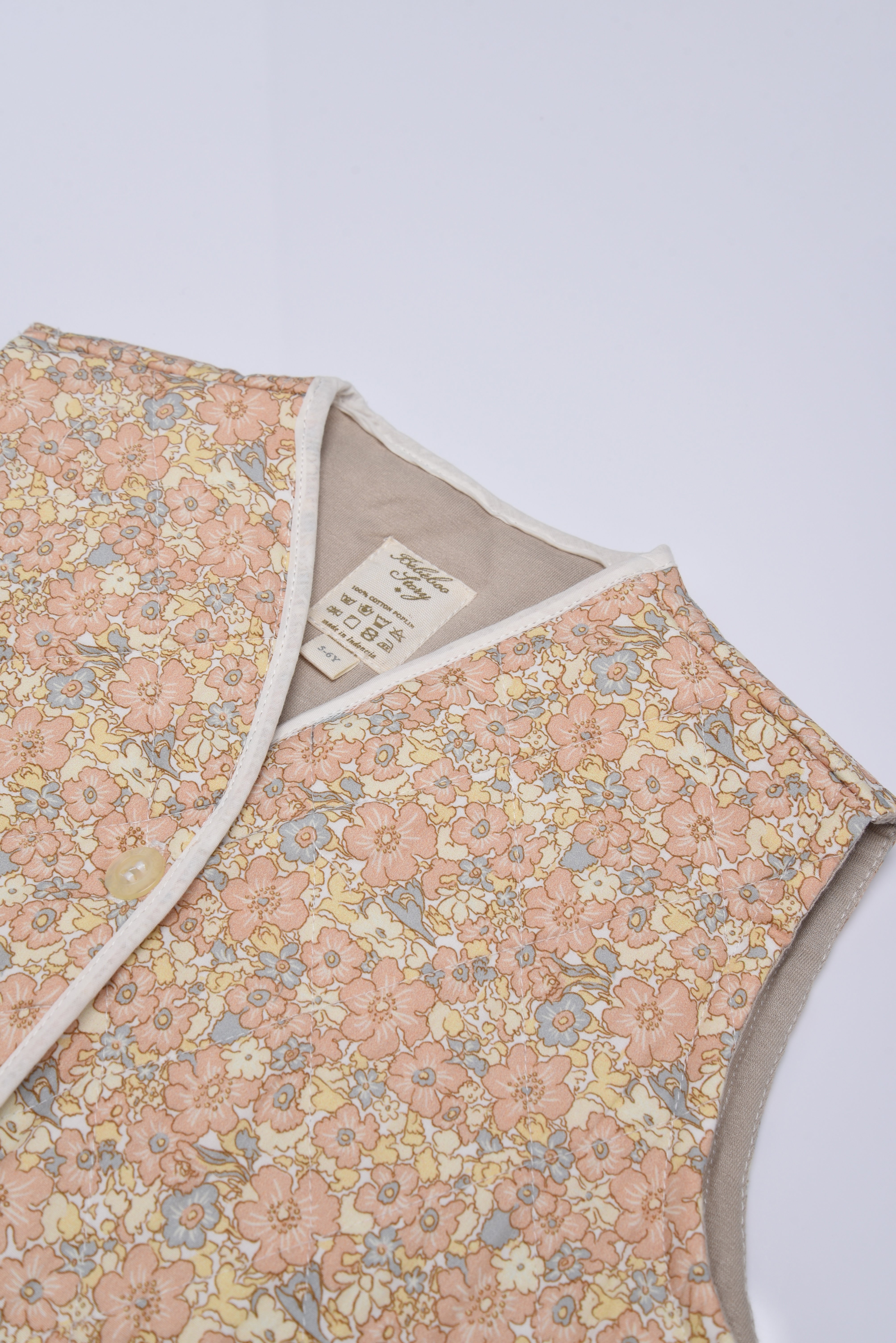 Kid's Quilted Vest in Rosy