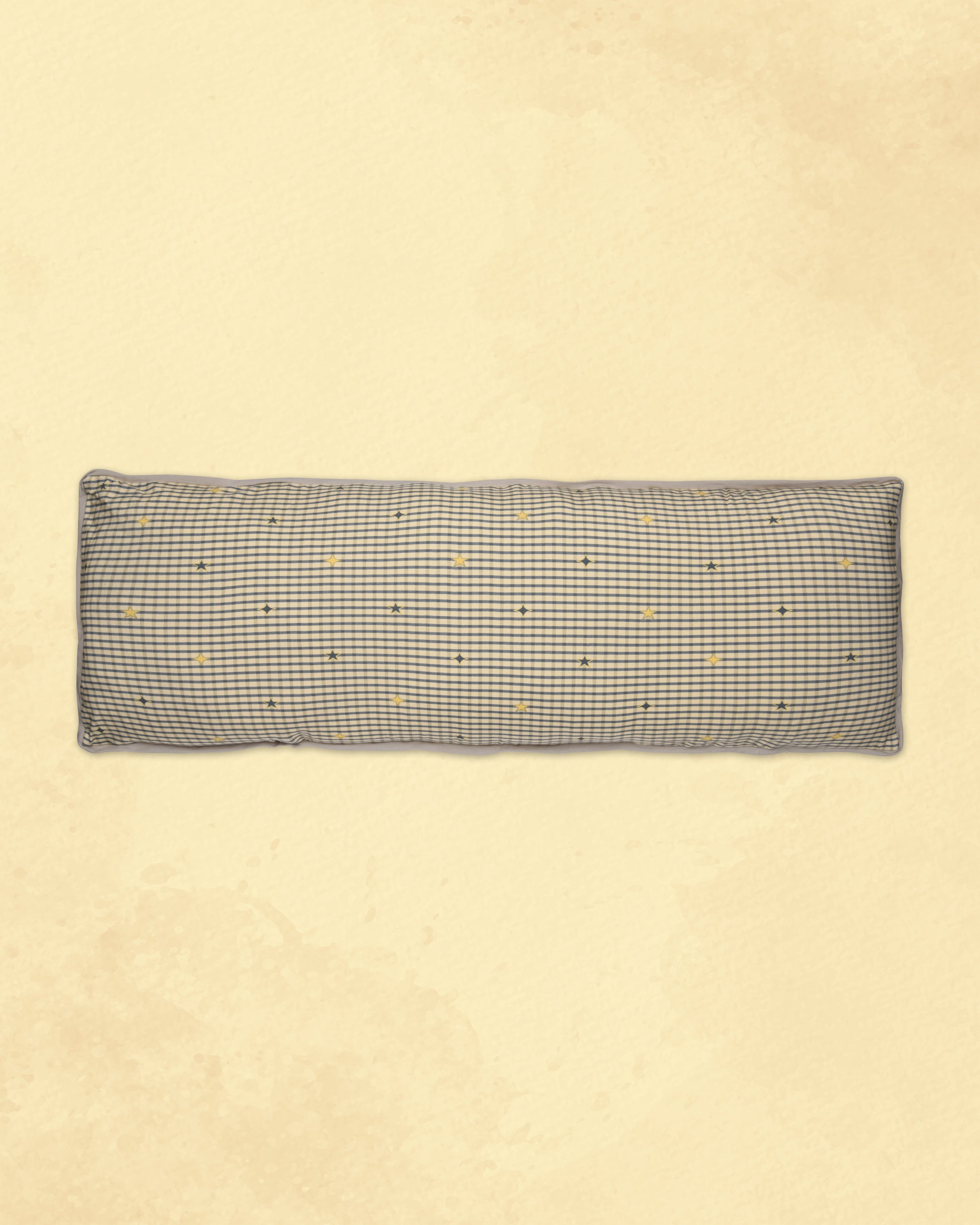 Grand Cuddle Pillow in Mon Étoile