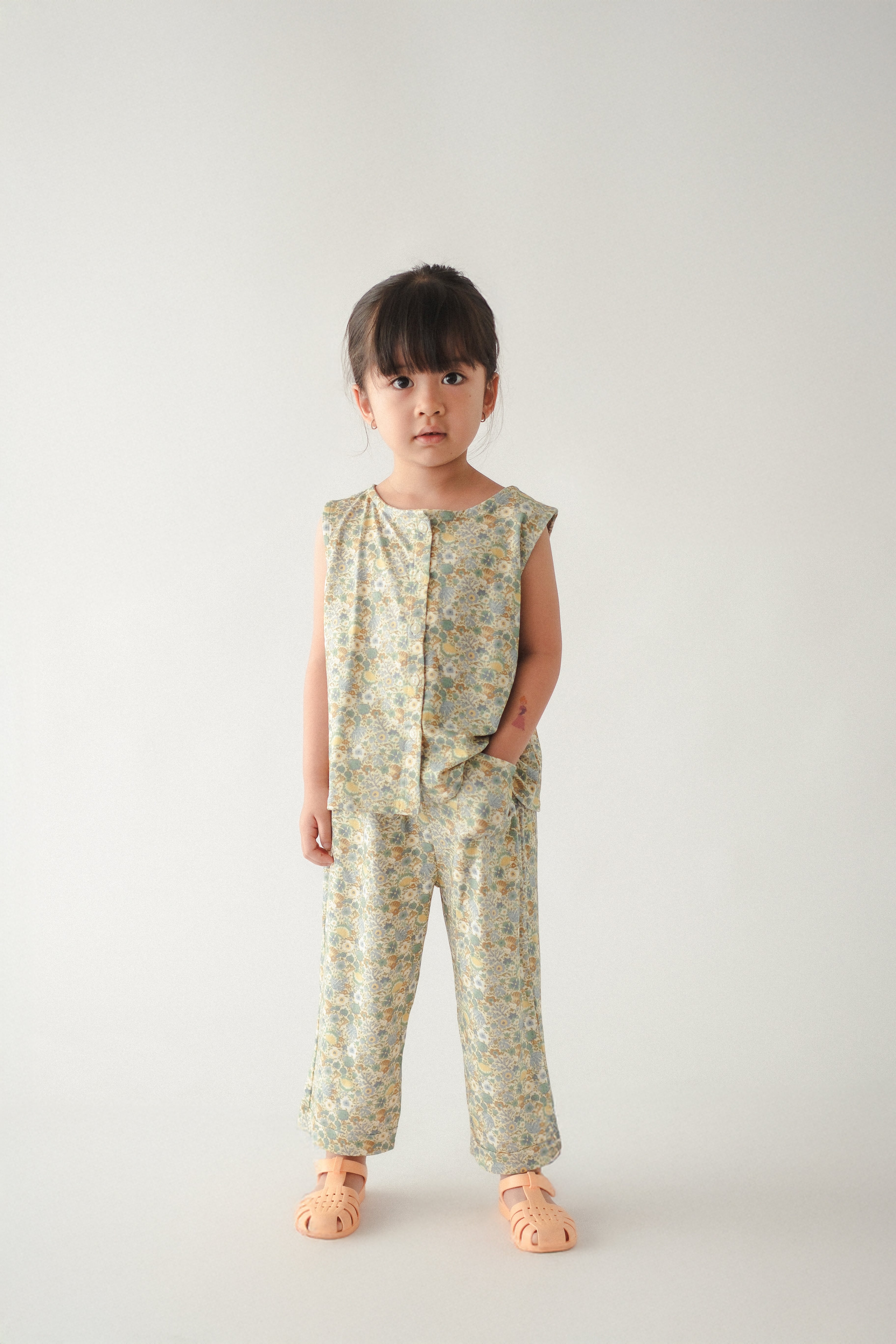 Kid's Louise Pants in Barrera