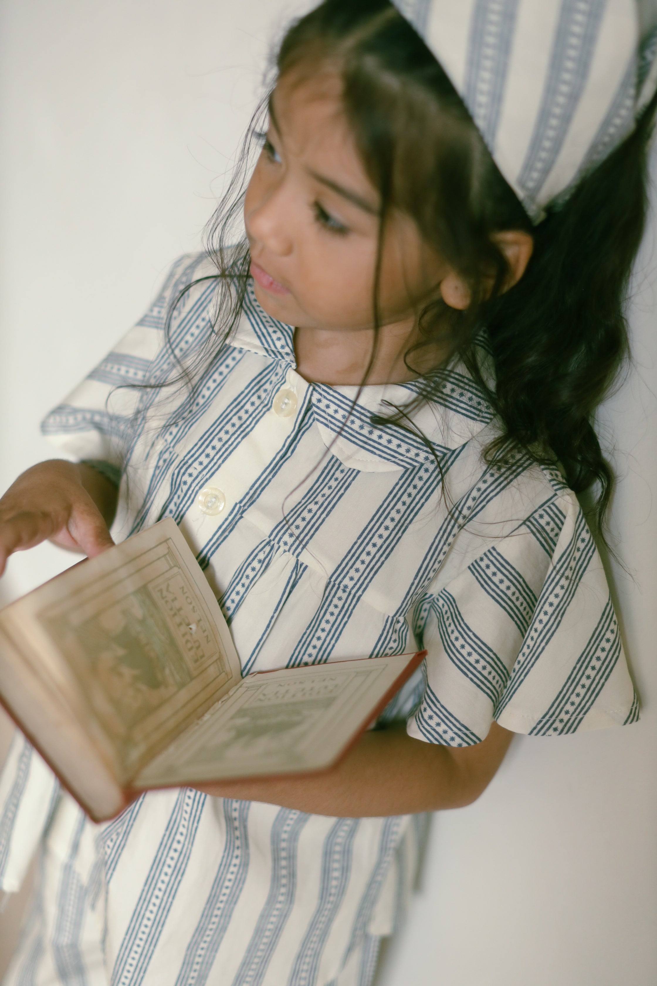 Girl's Lula Top in Rainbow's End