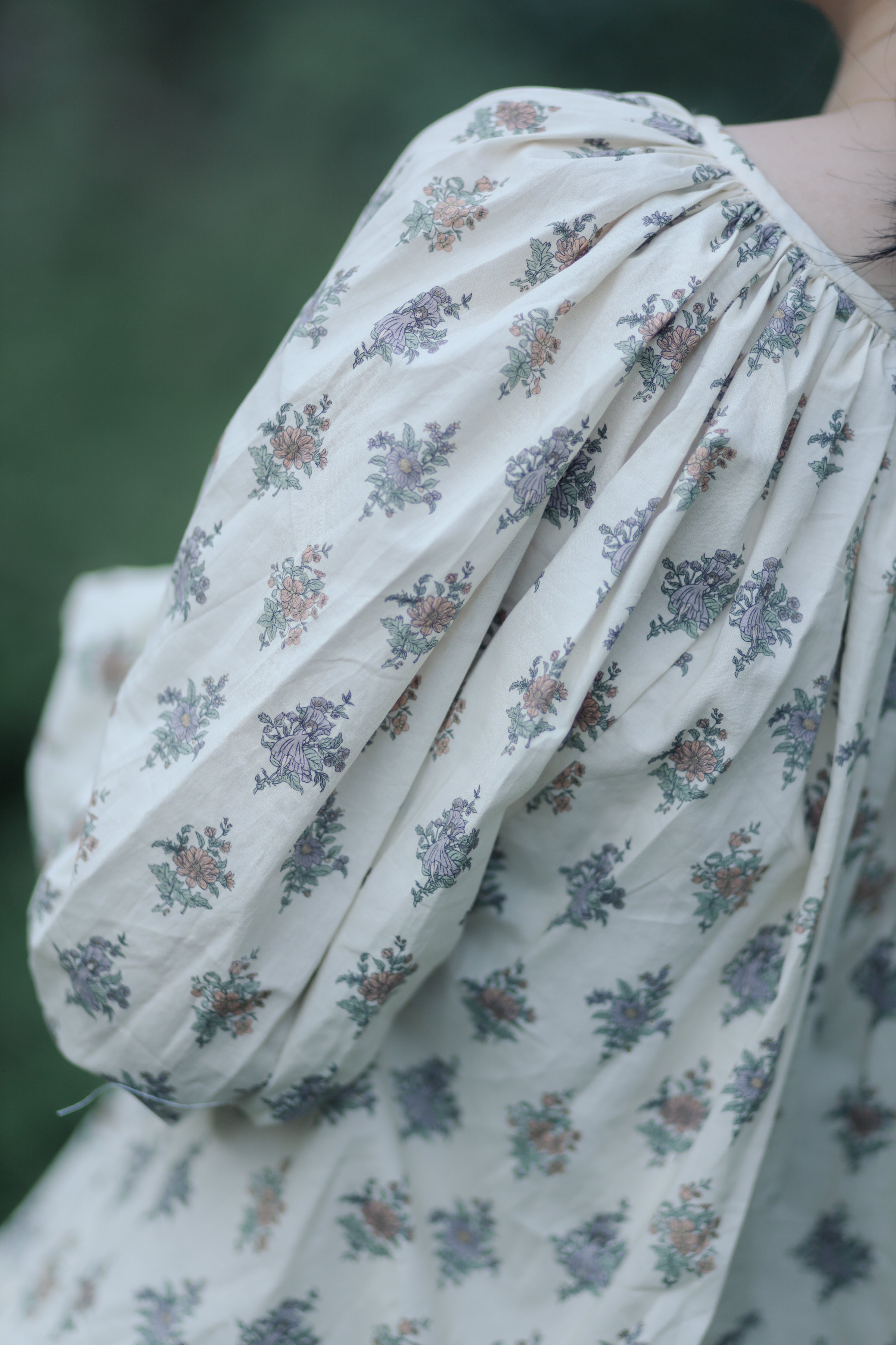 Woman's Sweet Pea Set