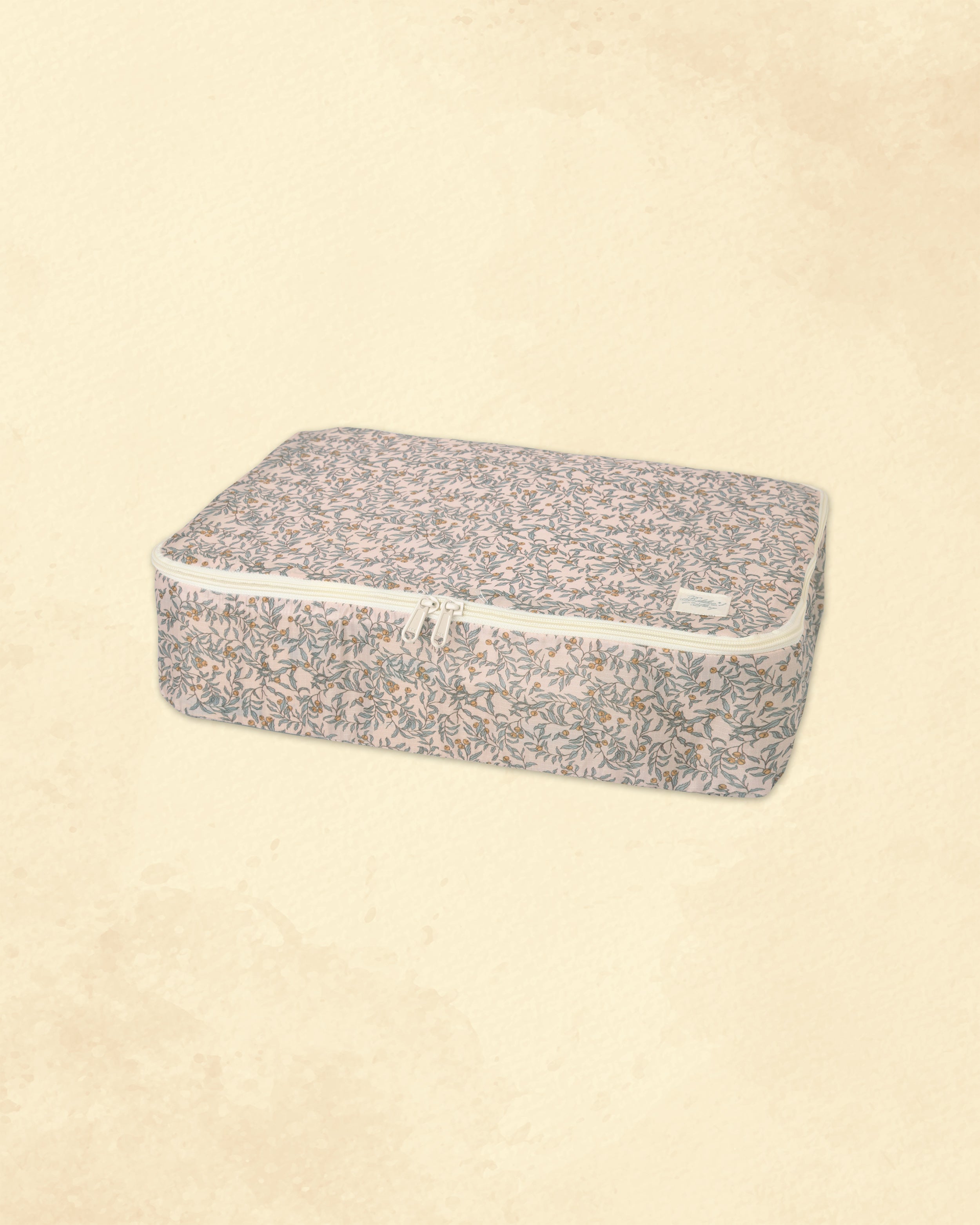 Packing Cube in Silverbells