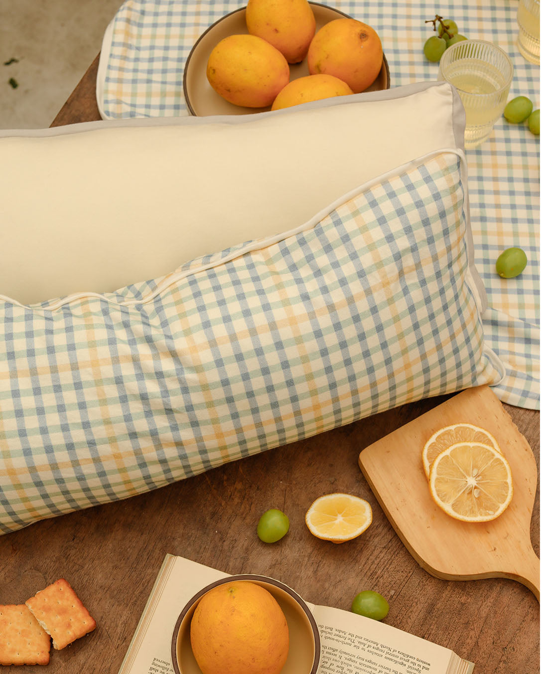 Petite Cuddle Pillow in Gelato