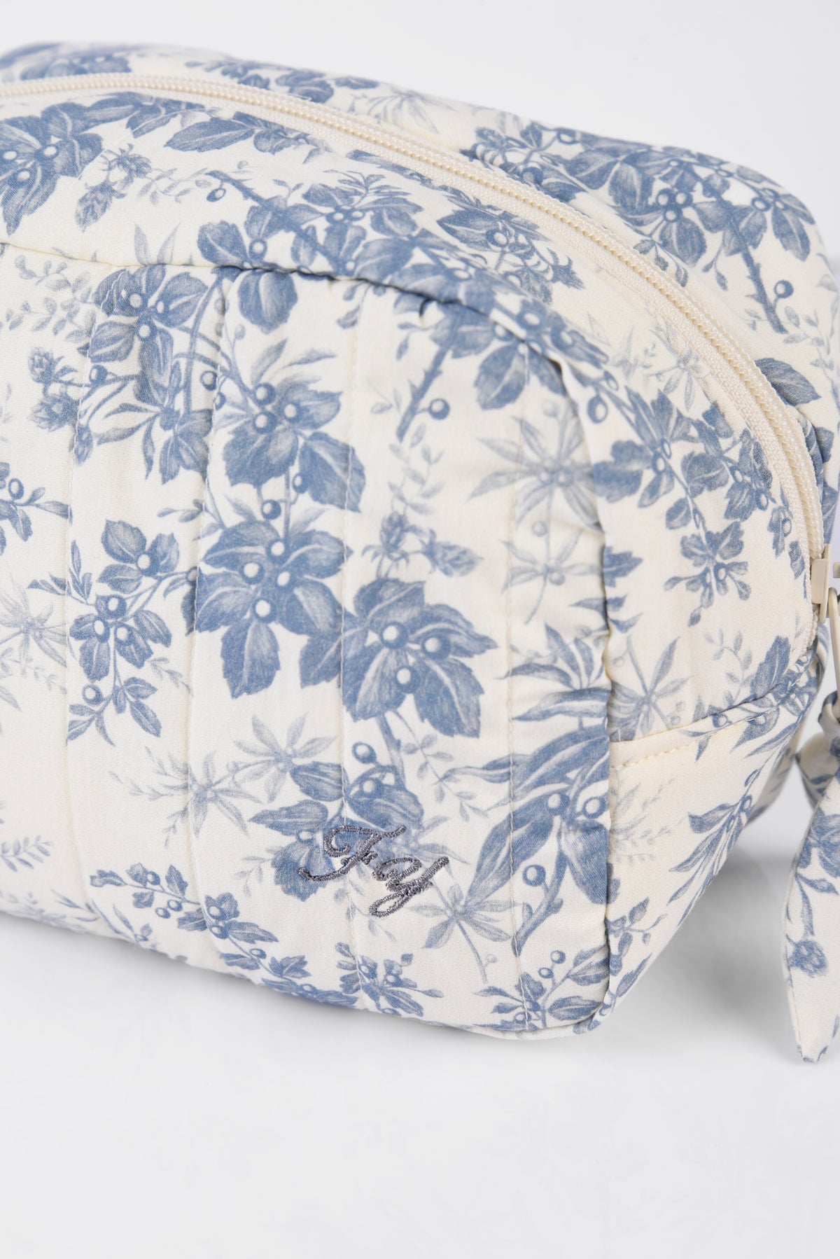 Boxy Pouch in Huckleberry Navy
