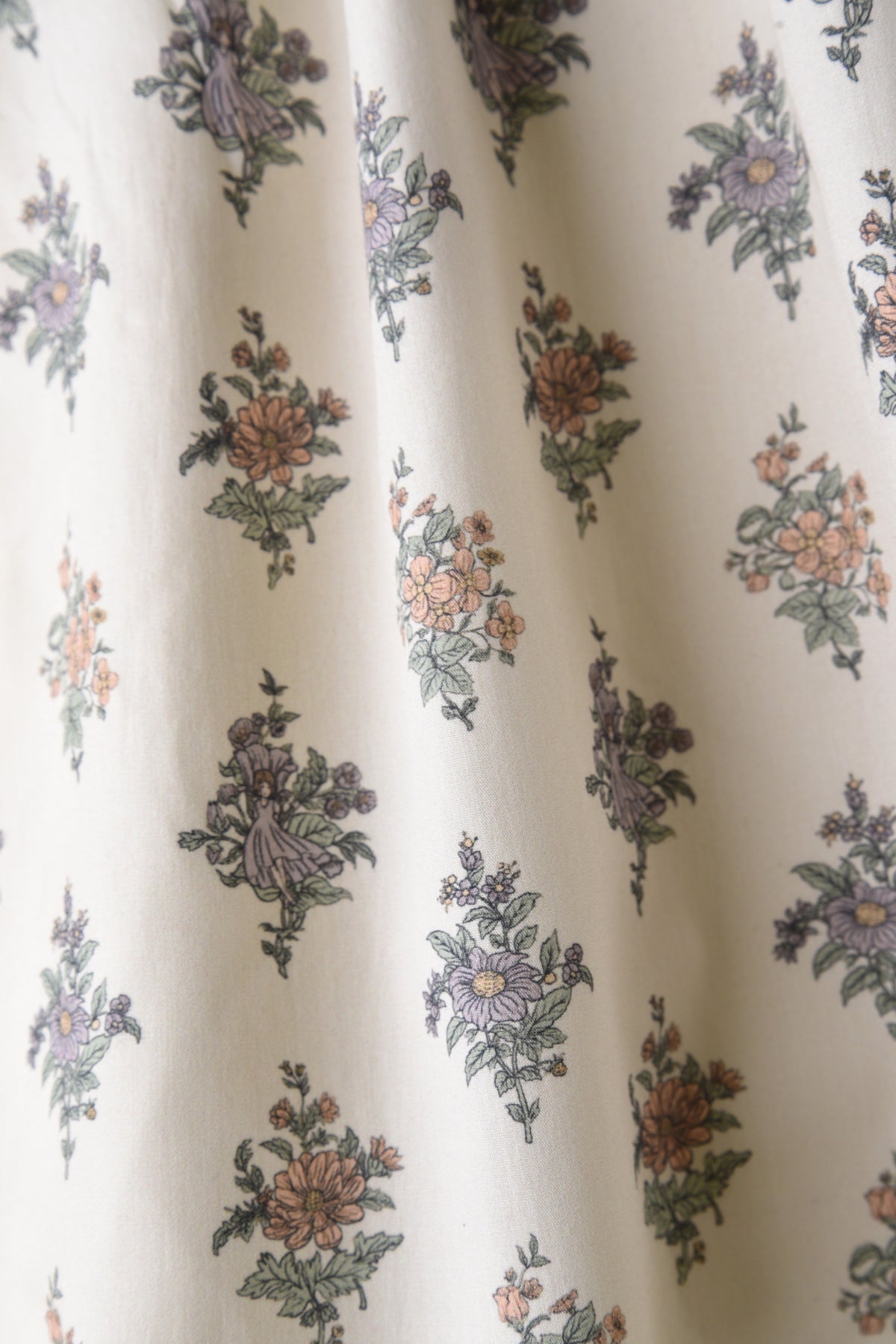 Tall Pouch in Sweet Pea