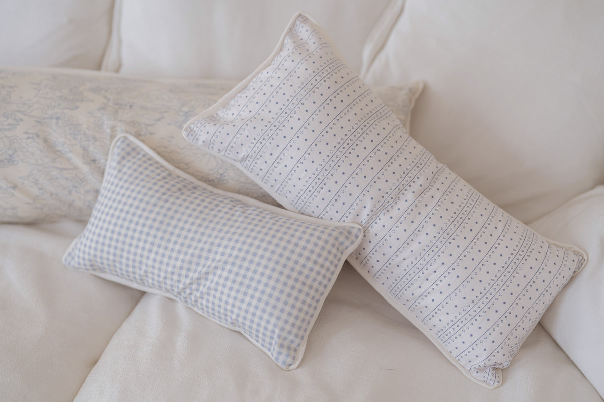 Petite Cuddle Pillow in Morning Dew