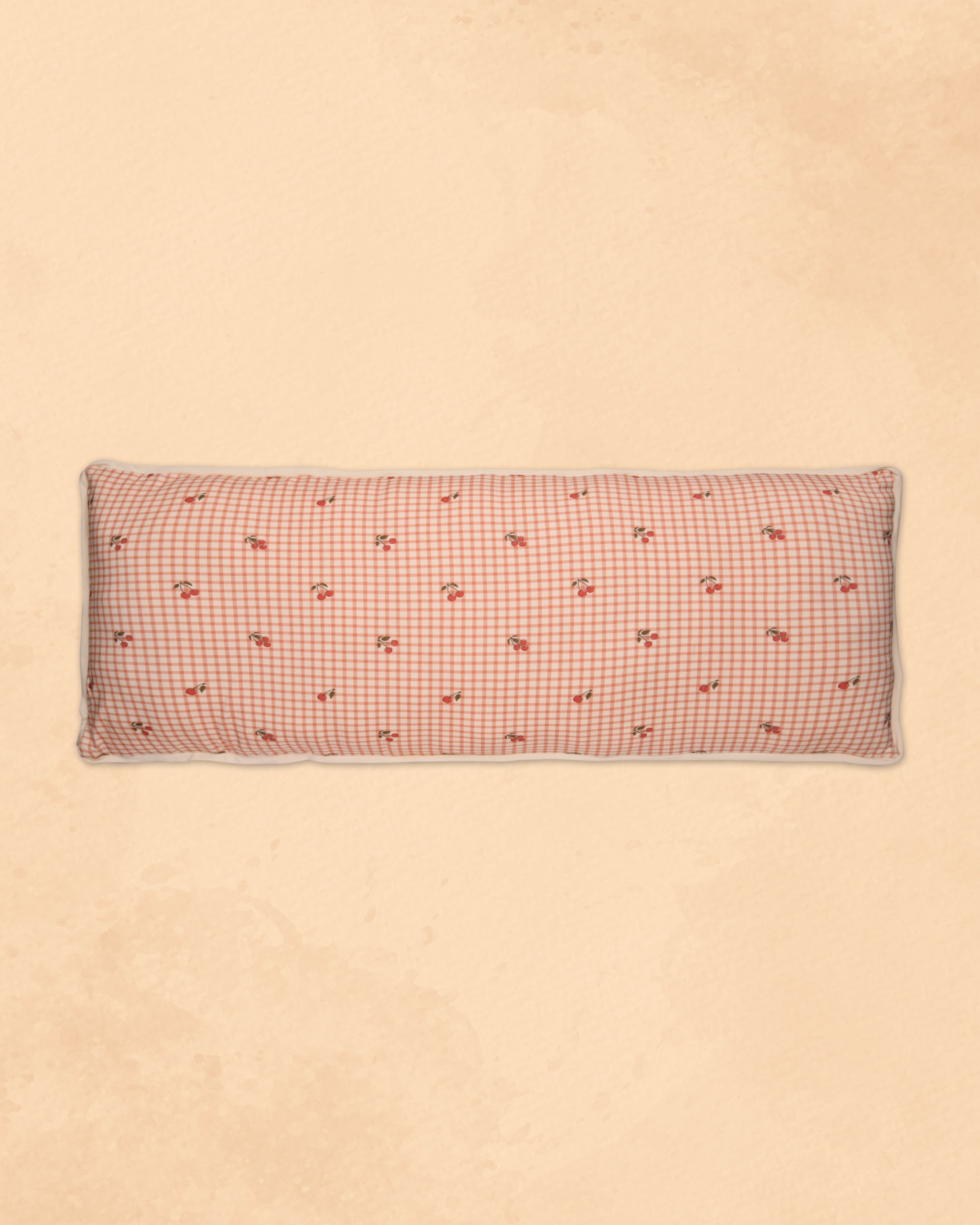 Grand Cuddle Pillow in Ma Chérie