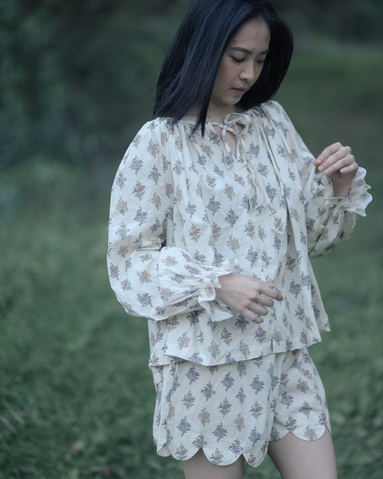 Woman's Sweet Pea Set
