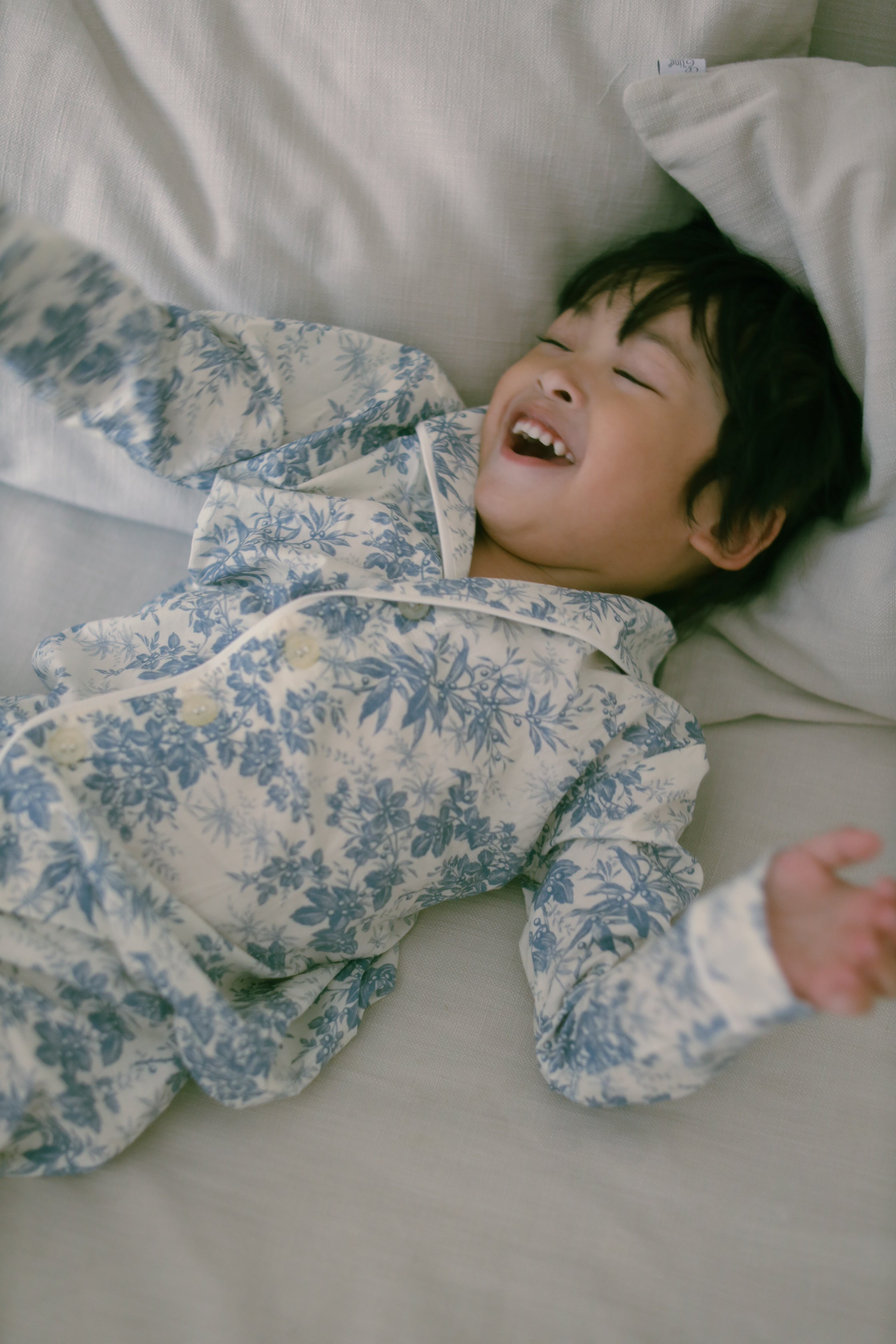 Kid's Classic Long Sleeve Top in Huckleberry Navy